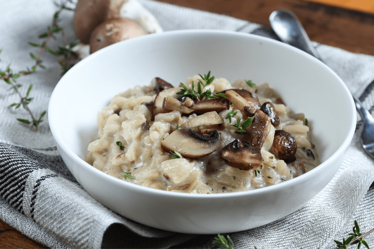 Gaštanové rizoto s hubami a parmezánom